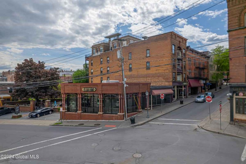 Gaffney’s, a bar and restaurant on Caroline Street in downtown Saratoga, was listed for sale after facing potential foreclosure. Photo via the Scott Varley Team/Keller Williams Capital District listing.