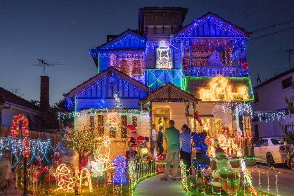 2022 Holiday Lights Mapped &amp; NEW Contest